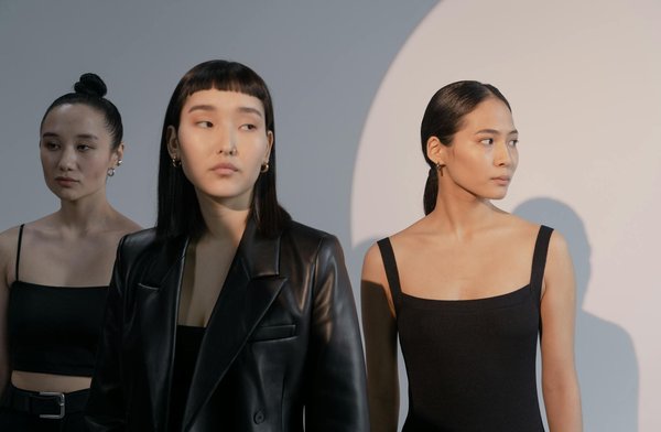 Devenez un virtuose du maquillage professionnel : dominez toutes les techniques avec expertise !